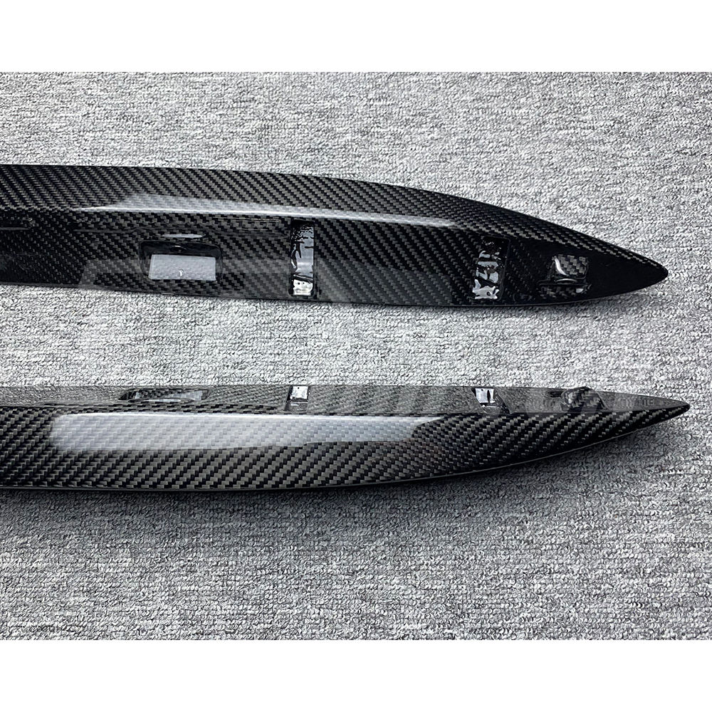 GTAM Style Dry Carbon Fiber Side Skirt For Alfa Romeo Giulia Quadrifoglio 2016-2023