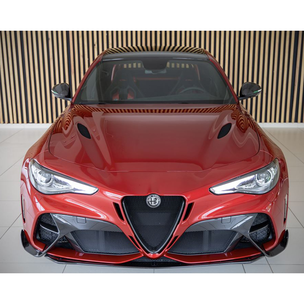 GTAM Style Dry Carbon Fiber Body Kits For Alfa Romeo Giulia QV Quadrifoglio 2016-2023