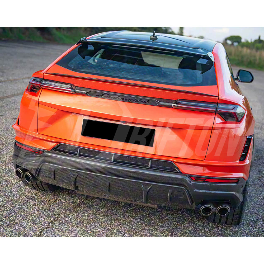 Performante Style Dry Carbon Fiber Aero Body Kits For Lamborghini URUS Performante