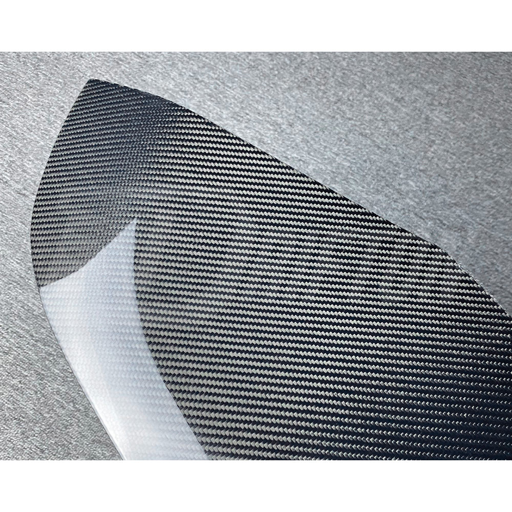 Carbon Fiber Trunk Central Trim License Plate For Alfa Romeo Giulia Quadrifoglio 2016-2023