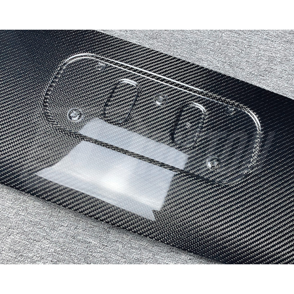 Carbon Fiber Trunk Central Trim License Plate For Alfa Romeo Giulia Quadrifoglio 2016-2023
