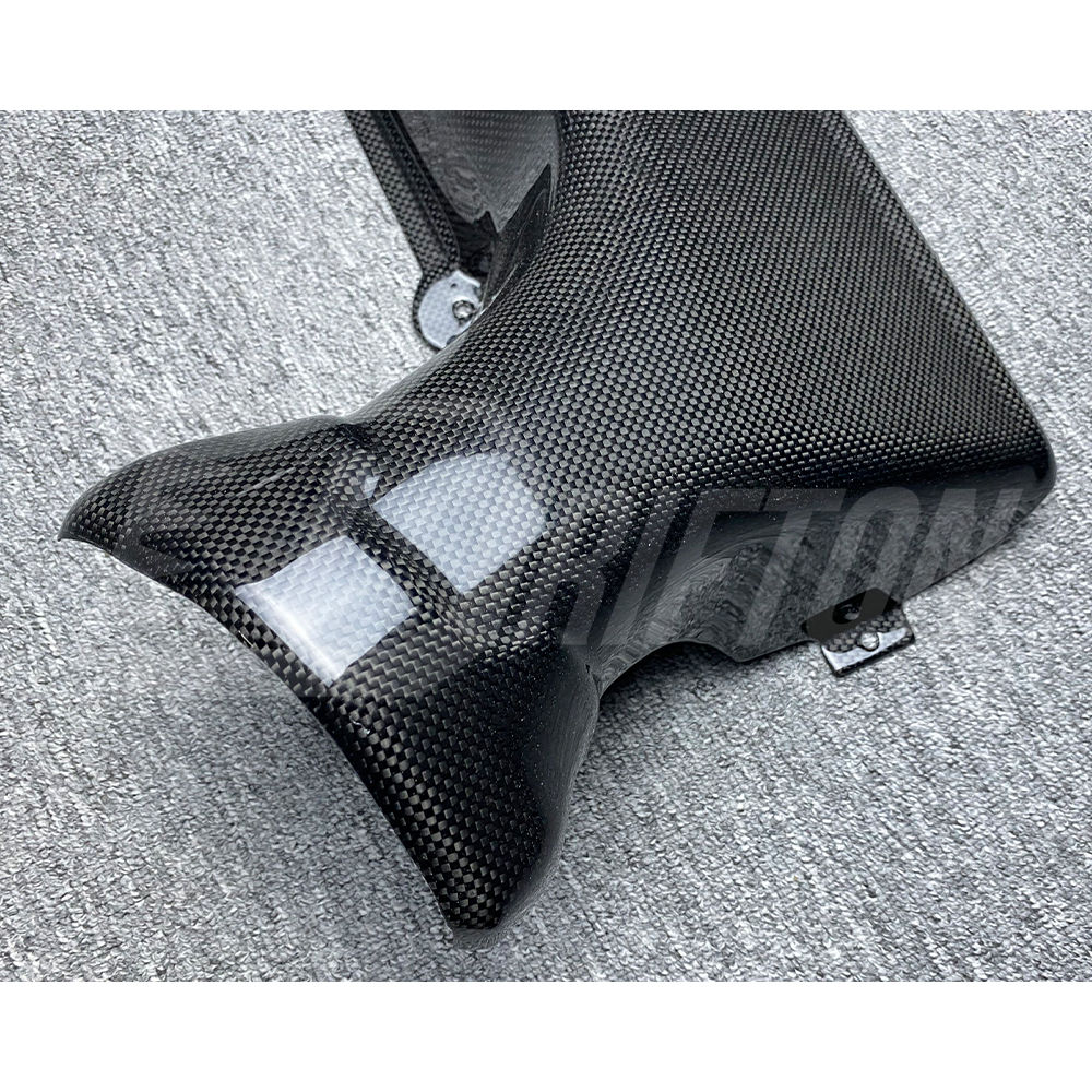 Capristo Style Dry Carbon Fiber Engine Bay Airbox Cover For Ferrari 488 GTB 2015-2018
