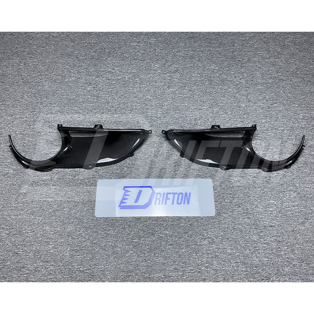 Novitec Style Dry Carbon Fiber Rear Light Cover For Ferrari 488 GTB Spider 2015-2018