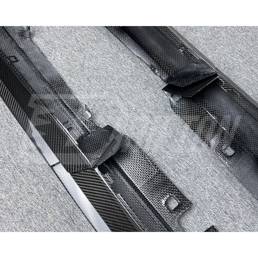 Dry Carbon Fiber Side Skirt For Mclaren GT