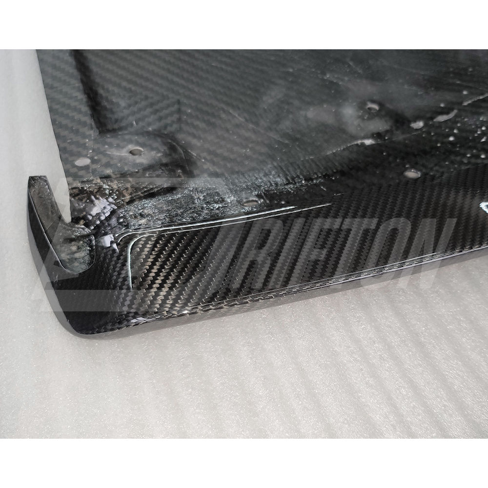 MY12 OEM Style Dry Carbon Fiber Rear Under Diffuser Plate With Brake Light For Nissan R35 GTR 2008-2023