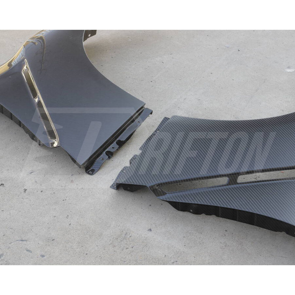 OEM Style Dry Carbon Fiber Front Fenders For Nissan GTR R35 2008-2026