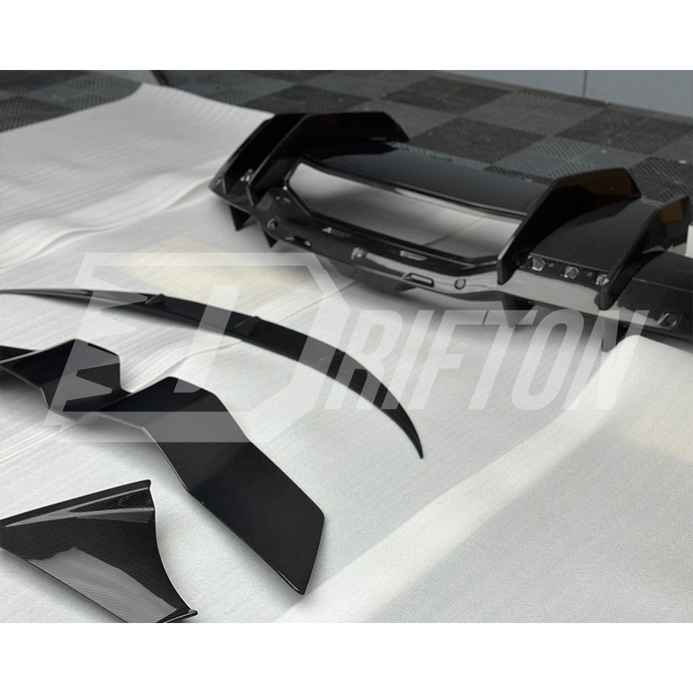 OEM Style Dry Carbon Fiber Rear Diffuser For Lamborghini Revuelto 2023-ON