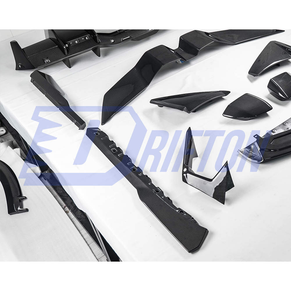 OEM Style Dry Carbon Fiber Side Skirt For Lamborghini Revuelto 2023-ON