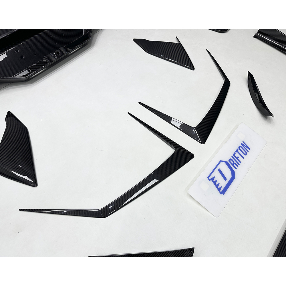 Vorsteiner Style Dry Carbon Fiber Front Hood Vent Trims For Lamborghini Huracan STO 2021-2025