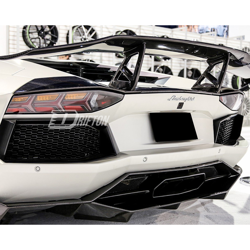DMC Style Dry Carbon Fiber Rear Diffuser For Lamborghini Aventador LP700 2011-2015