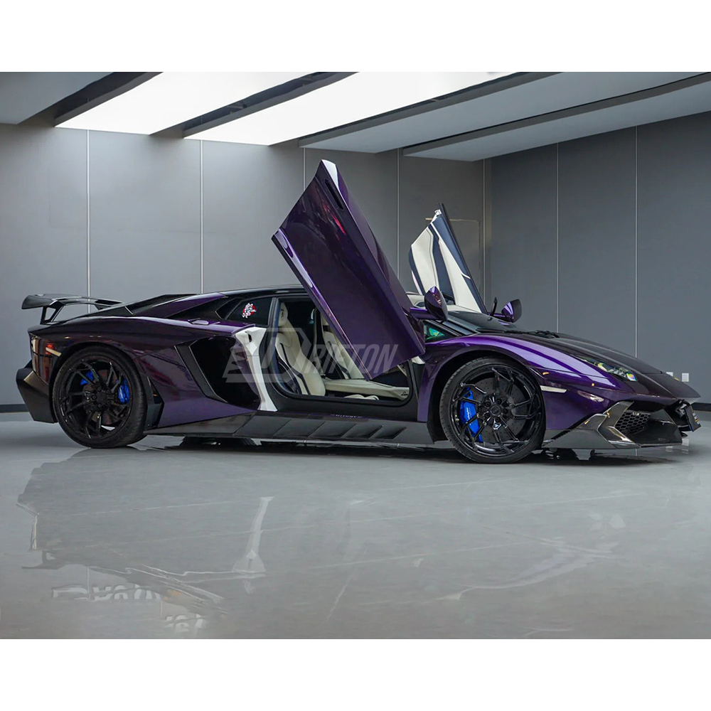 Novitec Style Dry Carbon Fiber Side Skirt For Lamborghini Aventador LP700 2011-2015