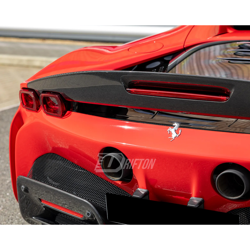 Assetto Fiorano Style Dry Carbon Fiber Style Rear Spoiler For Ferrari SF90
