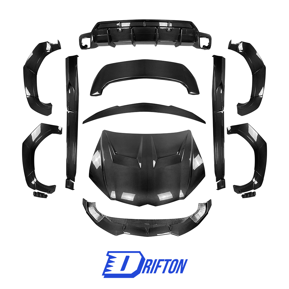 1016 Style Dry Carbon Fiber Wide Body Kit & Hood For Lamborghini URUS