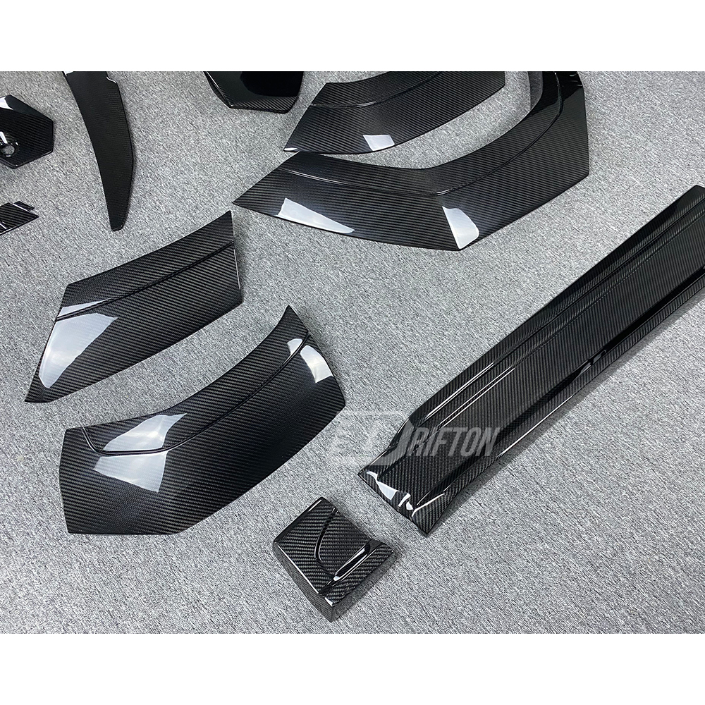 1016 Style Dry Carbon Fiber Wide Body Kit & Hood For Lamborghini URUS