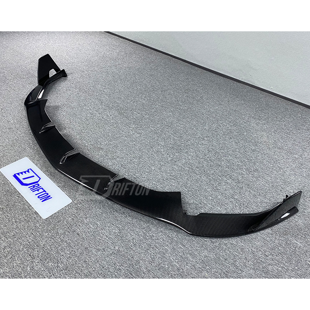 Mansory Style Dry Carbon Fiber Front Lip For Lamborghini URUS