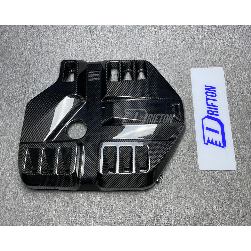 Eventuri Style Dry Carbon Fiber Engine Cover For BMW G87 M2 2023-2027