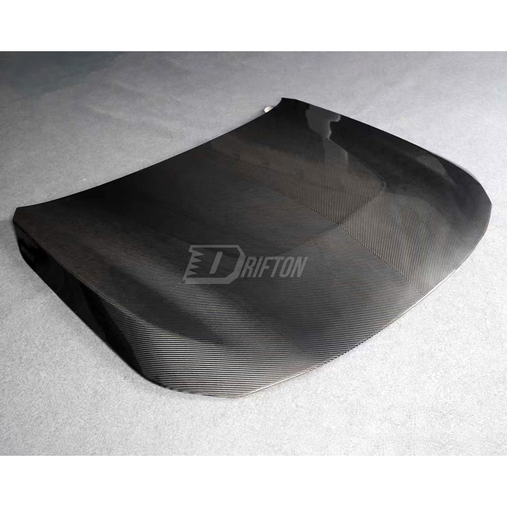 OEM Lightweight Style Dry Carbon Fiber Hood Bonnet For BMW G87 M2 2023-2027