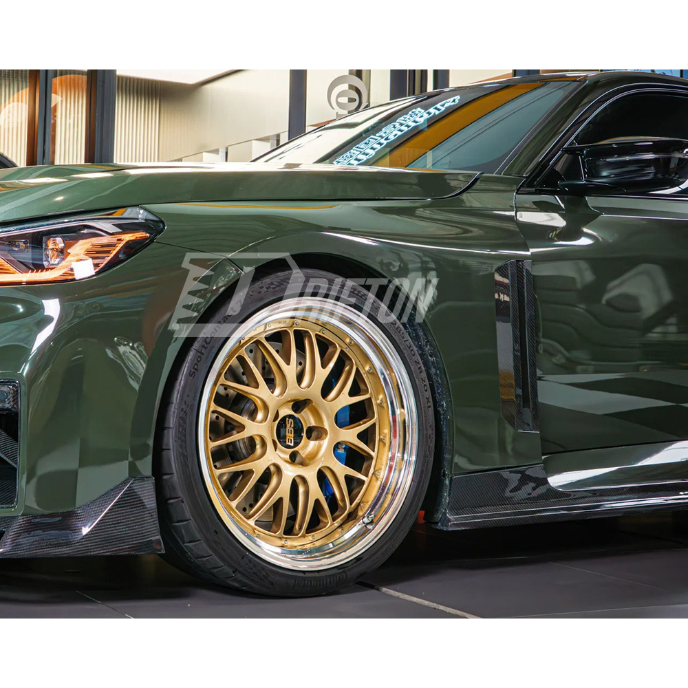 Vorsteiner Style Dry Carbon Fiber Fenders & Side Skirts Set For BMW G87 M2 2023-2027