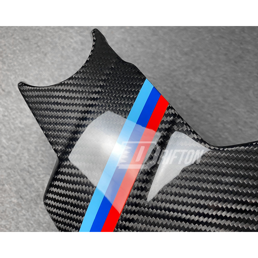 S63 V8 Dry Carbon Fiber Engine Bay Cover For BMW F90 M5 2017-2023