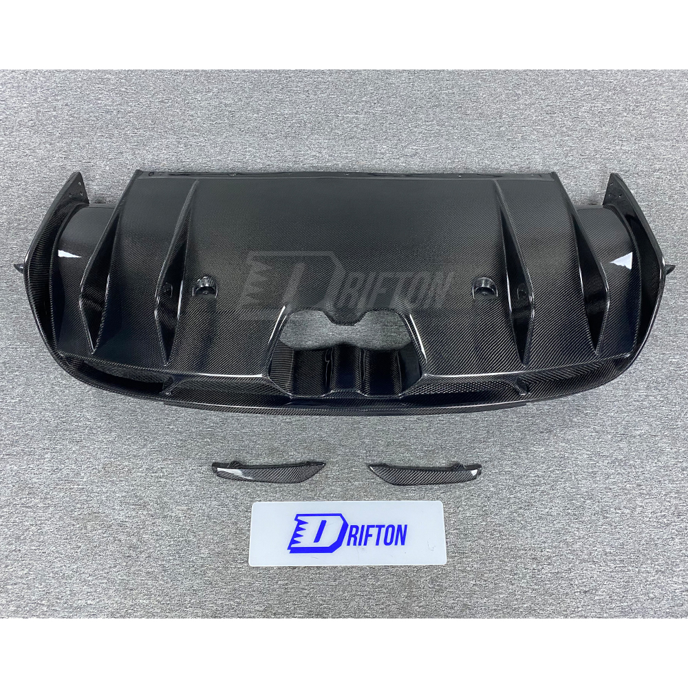 GTAM Style Carbon Fiber Rear Diffuser For Alfa Romeo Giulia QV Quadrifoglio 2016-2023