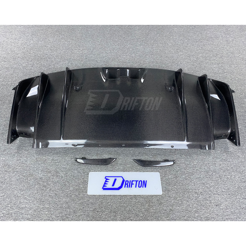 GTAM Style Carbon Fiber Rear Diffuser For Alfa Romeo Giulia QV Quadrifoglio 2016-2023