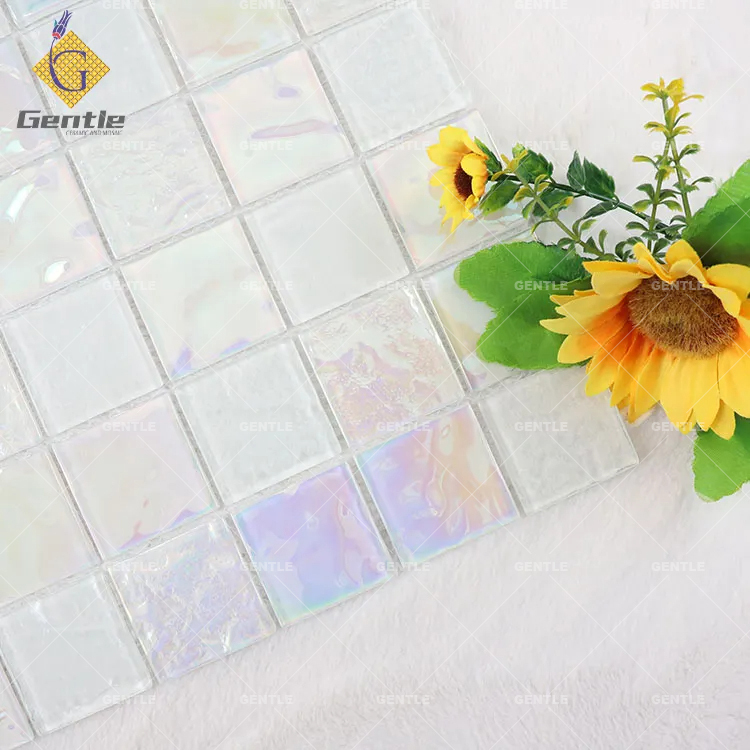 Customized 300*300 White Crystal Glass Mosaic Sheet