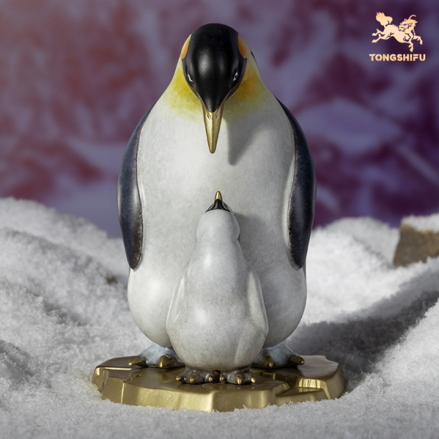 EMPEROR PENGUIN