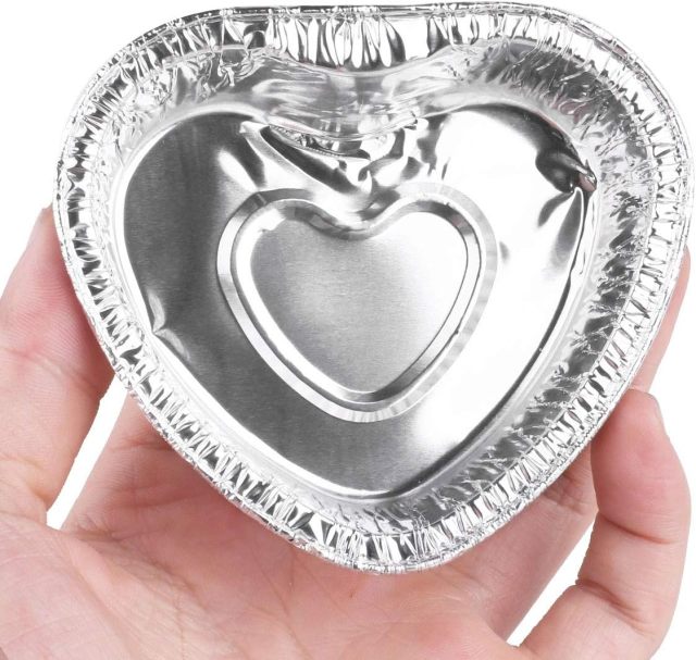 HT520-Heart Shaped Alumium Foil Cups