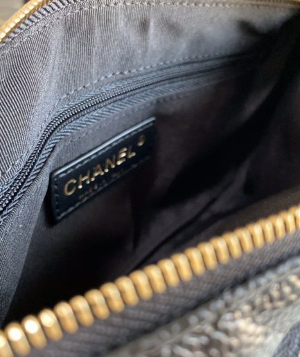 Chanel Classic Shoudlerbag Black For Women 9.8 in / 25 cm