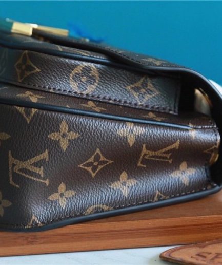 Louis Vuitton Passy Monogram Canvas For Women, Women’s Handbags, Shoulder Bags And Crossbody Bags 9.1in/23cm