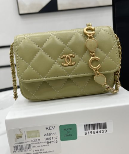 Chanel Classic Distressed Green For Women, Women’s Bags 4.7in/12cm