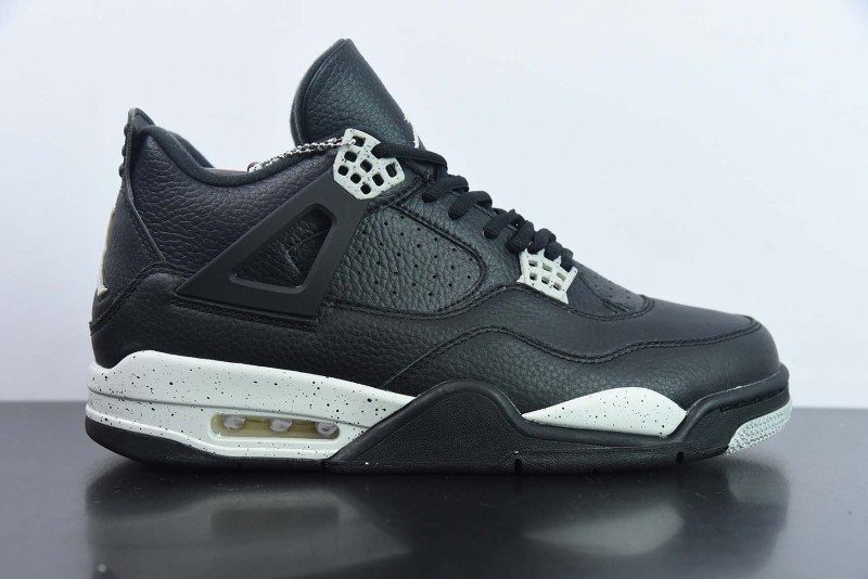 Air Jordan 4 Retro “Oreo” Black/Tech Grey