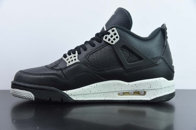 Air Jordan 4 Retro “Oreo” Black/Tech Grey