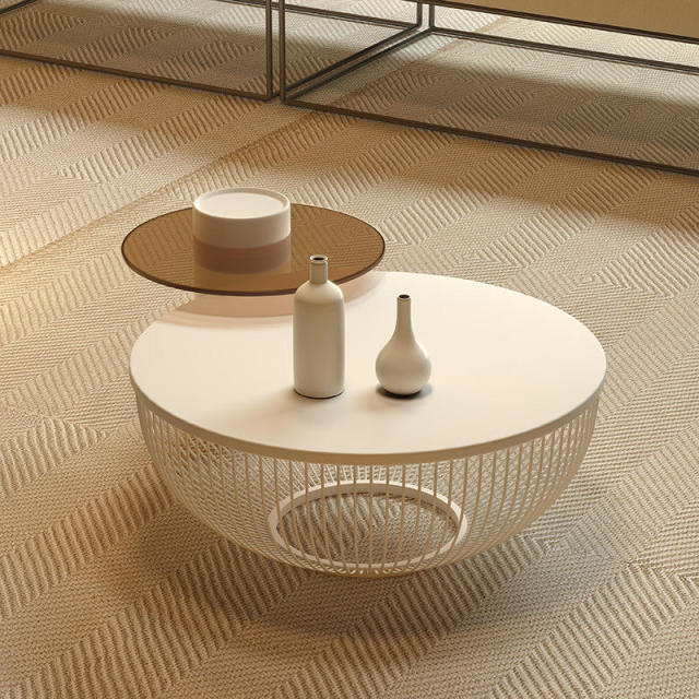 Round coffee table set