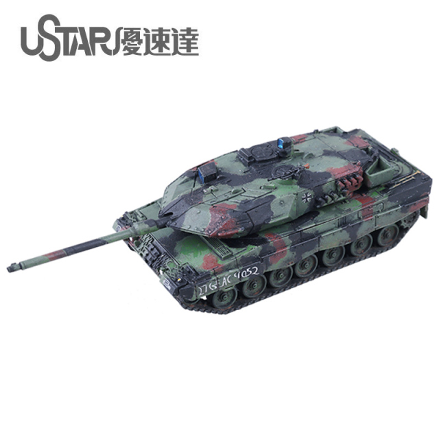 UA-60027 German Leopard 2A6 Tank Tank Tank Tank 1/144 Assembly Model