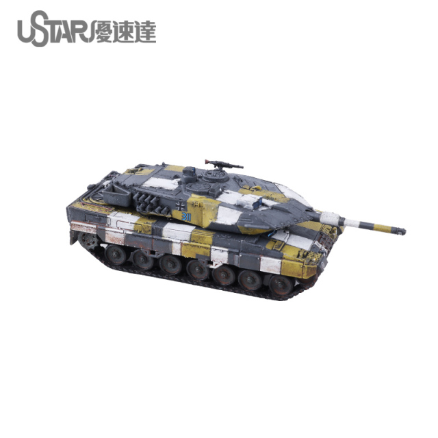 UA-60026 German Leopard 2A5 Tank 1/144 Assembly Model