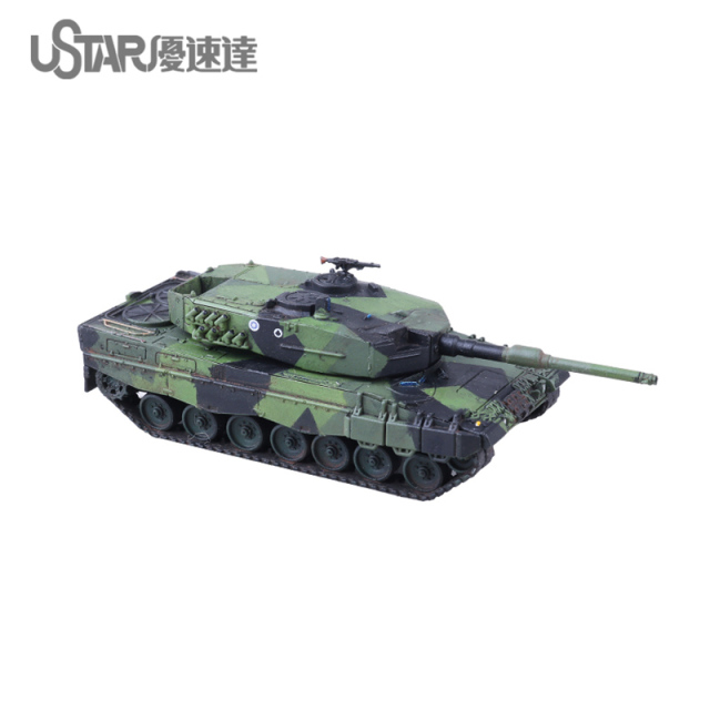 UA-60025 German Leopard 2A4 Tank 1/144 Assembly Model