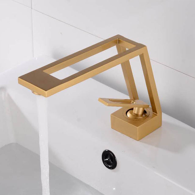 Contemporary Single Hole 1-Handle Bathroom Sink Faucet Solid Brass - Matte Black