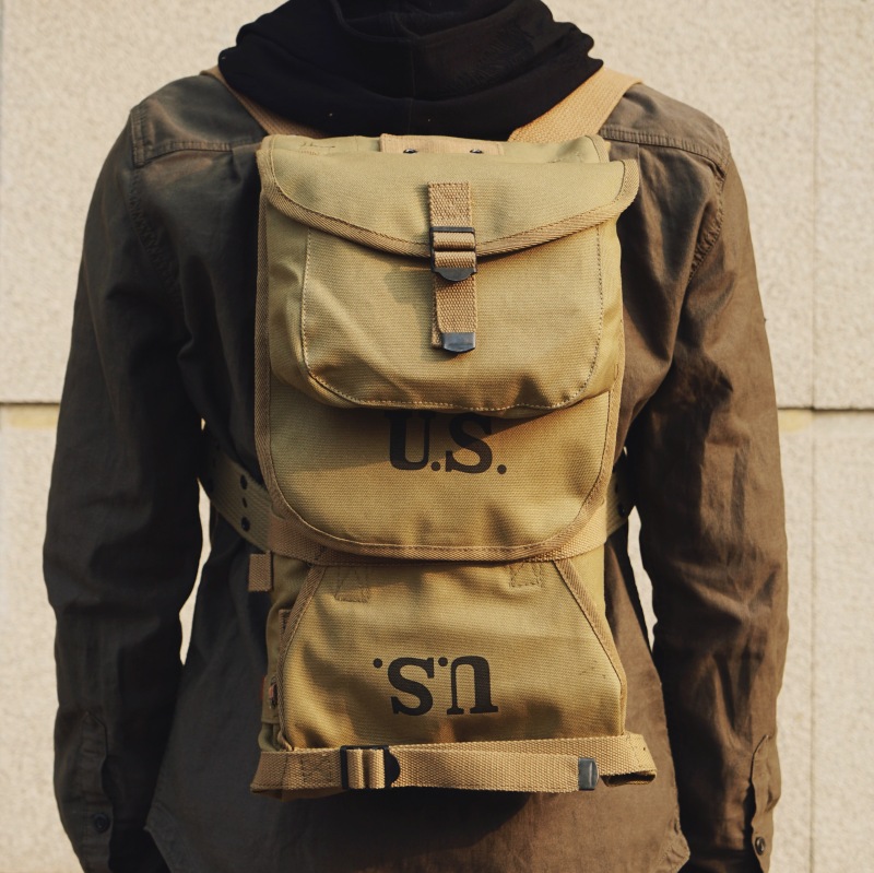 WWII US ARMY 1928 BACKPACK AND X BELT EQUIPMENT COMBINATION