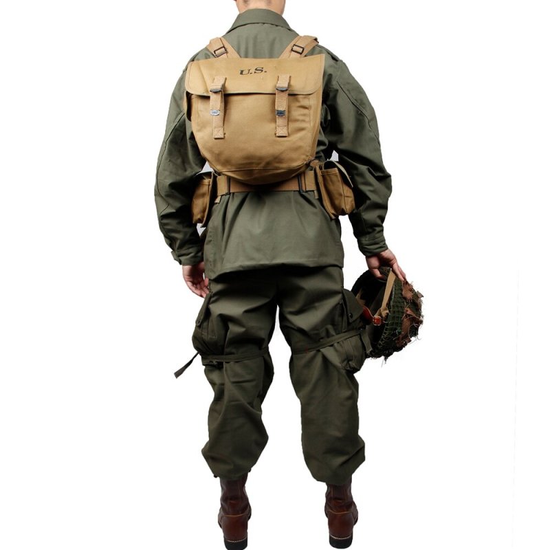 ww2 US army  green outdoor  M43 jacket Windbreaker uniform Pure cotton and B A. R equipment combination Normandy landing（no shooes，no helmet）