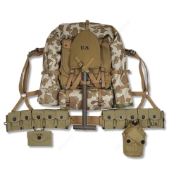 WW2 US ARMY EQUIPMENT CONBINATION USMC UPPER BACKPACK WITH STRAPS  T-TYPE SPADE  WITH TEN CELL POUCH ONE TENT AND ONE RAIN CAPE