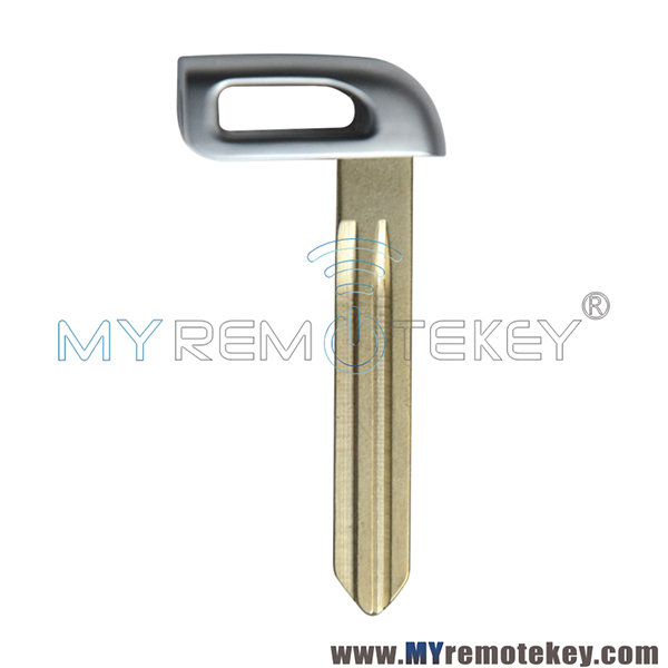 Smart emergency key blade right profile for Hyundai Elantra Genesis Coupe Kia Forte Soul Sportage 2009 - 2013