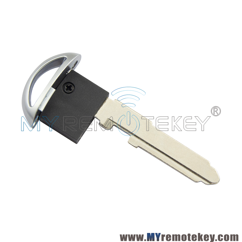 PN KDY3-76-201 D6Y1-67-2GXC D6Y1-76-2GXB Emergency Key Blade With Tip For KR5WK49383 WAZSKE13D01 Mazda Smart Key Non-Transponder