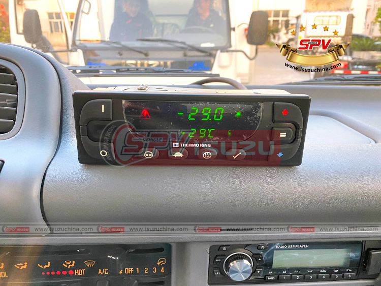 SPV Isuzuchina | Refrigerator Truck ISUZU - Temperature Pannel