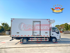 Refrigerator Truck ISUZU
