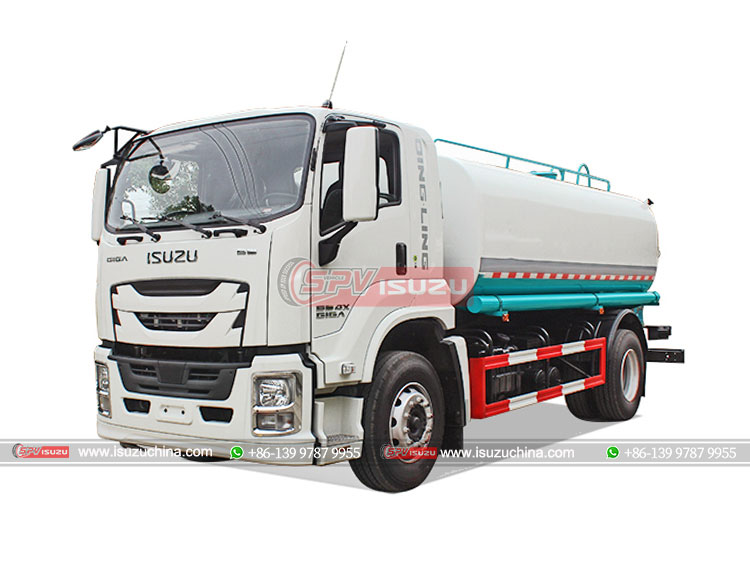 ISUZU 2 Axles GIGA Water Truck - Front Left Side
