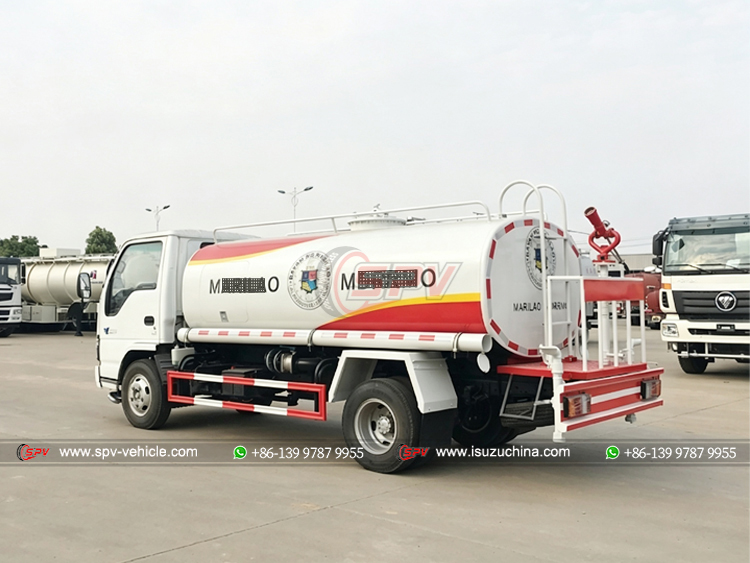 5,000 Litres Irrigation Truck ISUZU - Rear Left