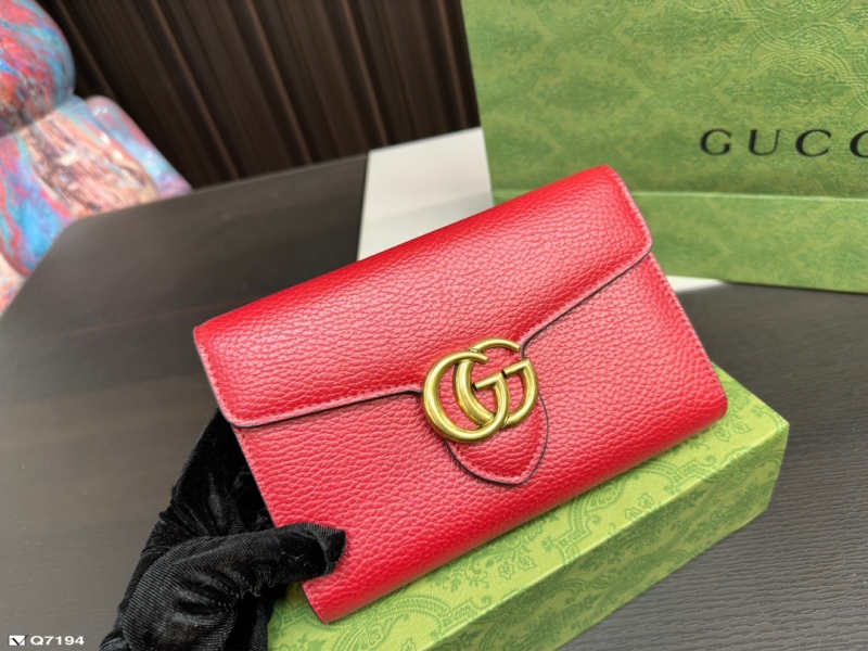 Gucci Lovely Love Envelope Evening Bag