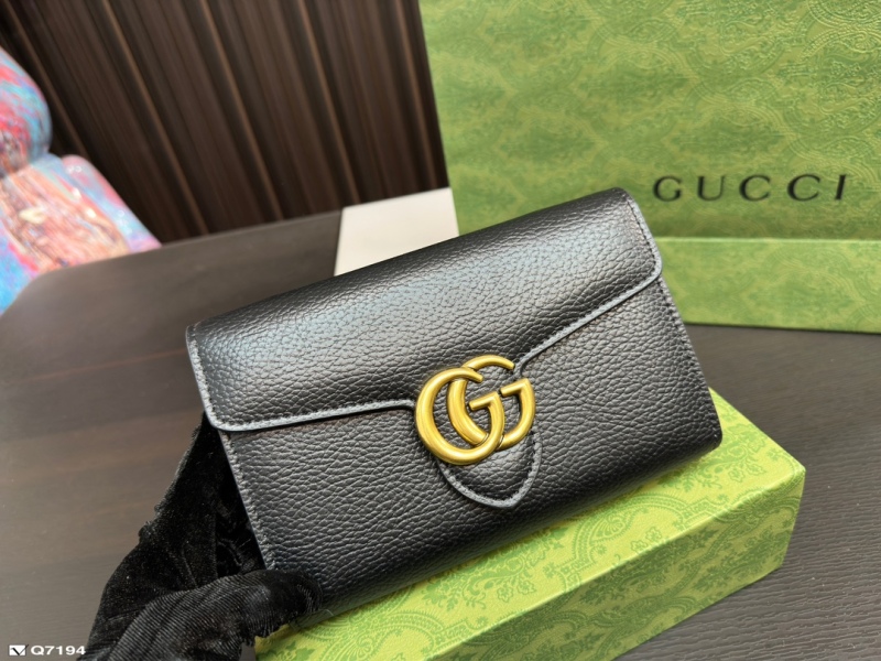 Gucci Lovely Love Envelope Evening Bag