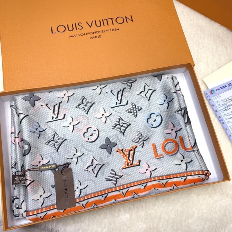 LV travel must-have item four seasons universal series hot style scarf